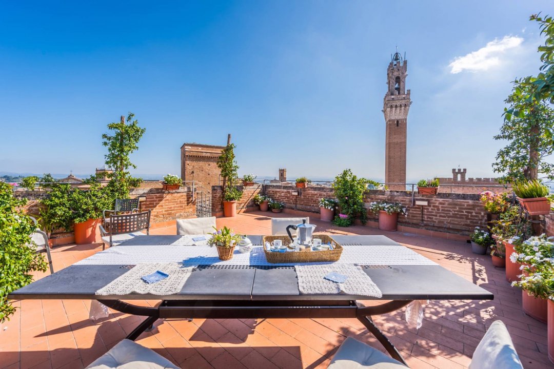 For sale penthouse in city Siena Toscana foto 27