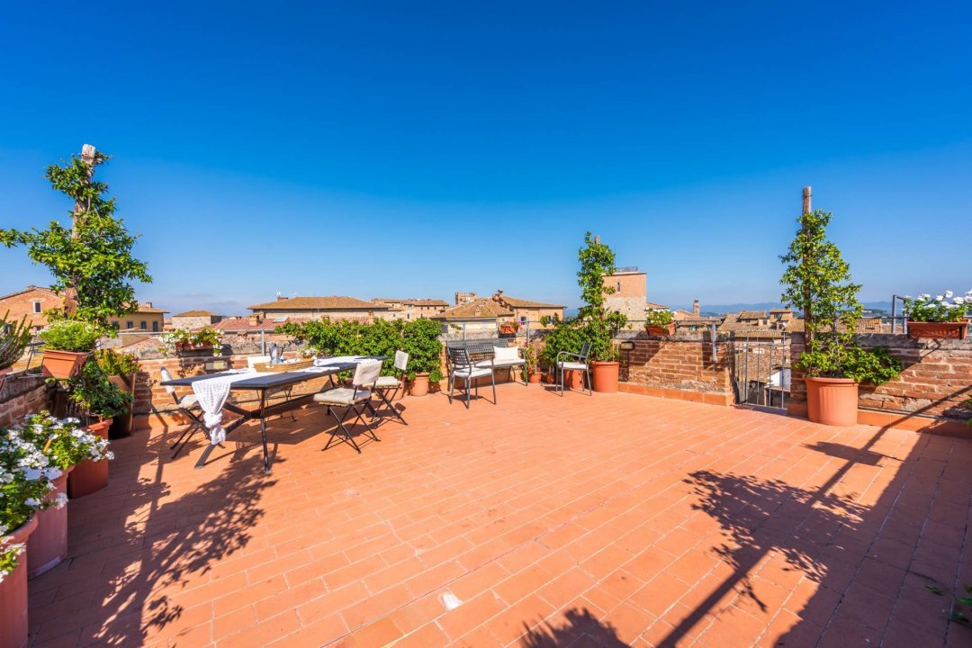For sale penthouse in city Siena Toscana foto 26