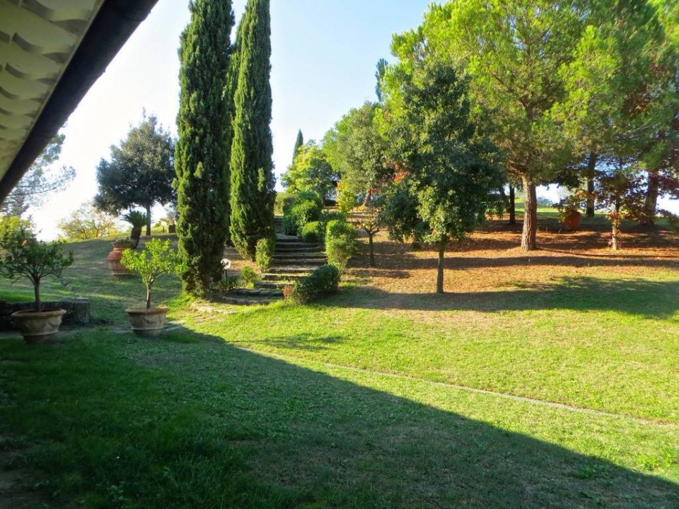 Se vende villa in zona tranquila San Miniato Toscana foto 59