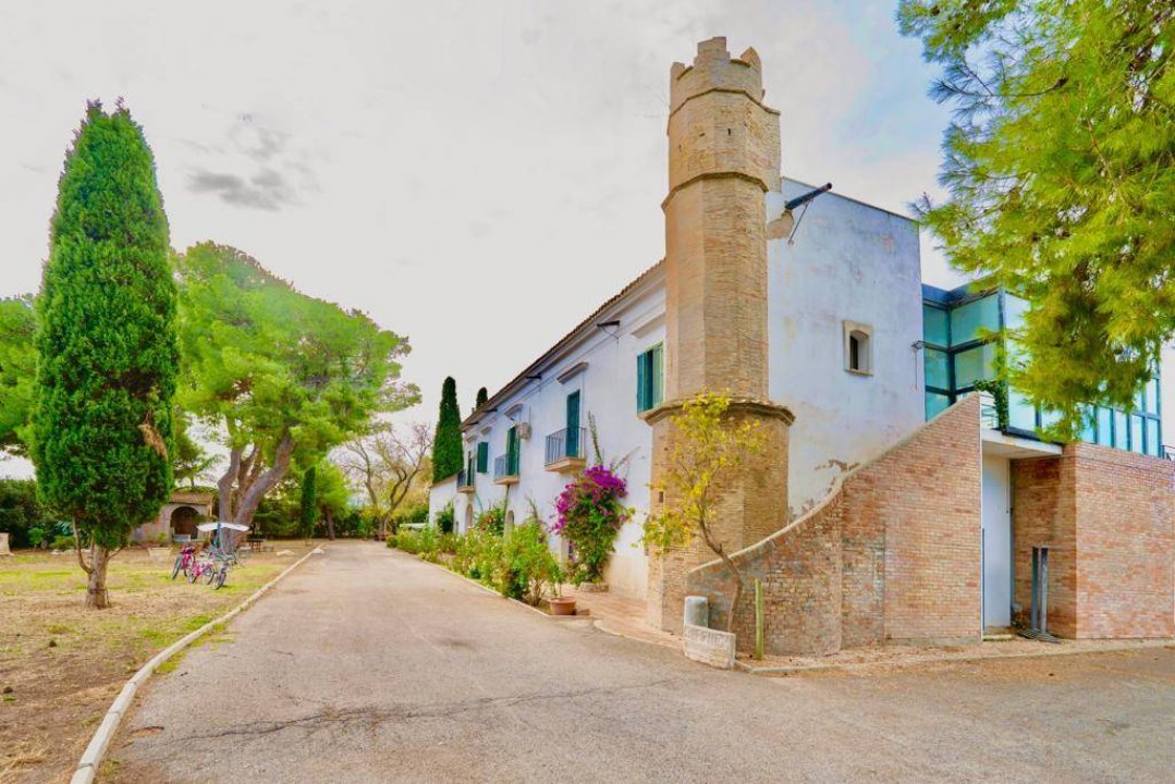 A vendre villa in zone tranquille Lucera Puglia foto 38