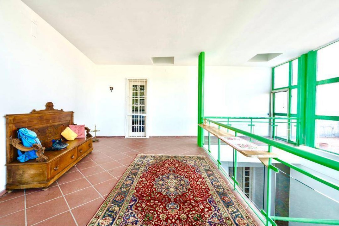 A vendre villa in zone tranquille Lucera Puglia foto 33