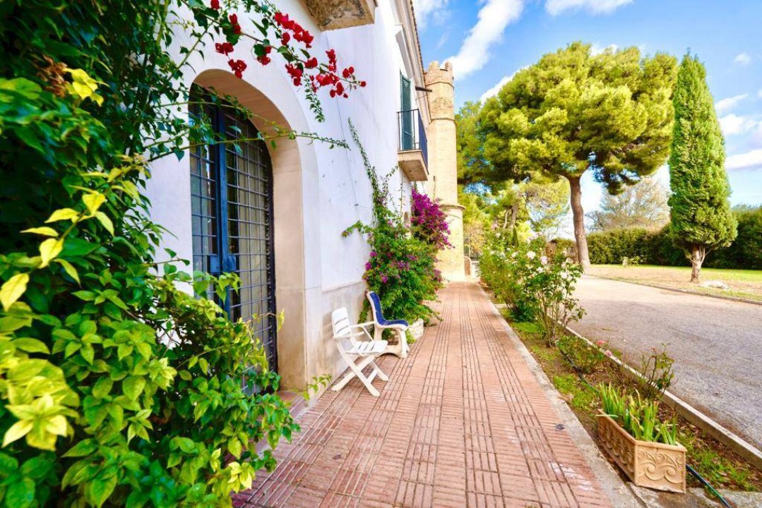 Se vende villa in zona tranquila Lucera Puglia foto 23