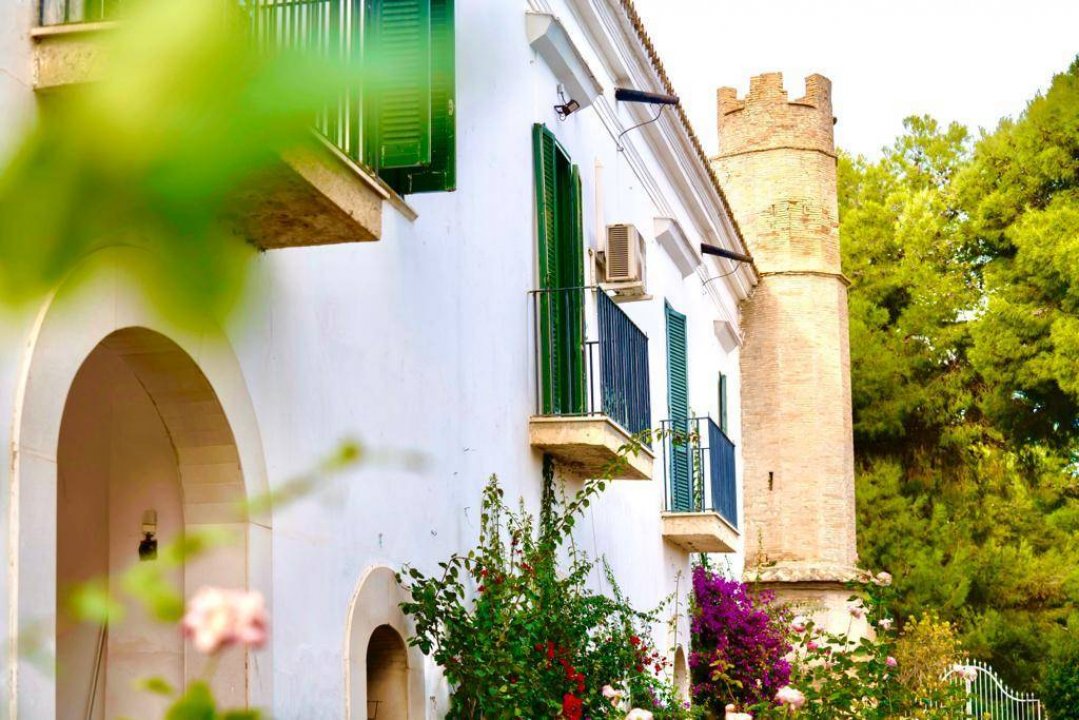 A vendre villa in zone tranquille Lucera Puglia foto 19