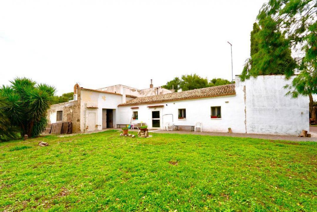 A vendre villa in zone tranquille Lucera Puglia foto 20